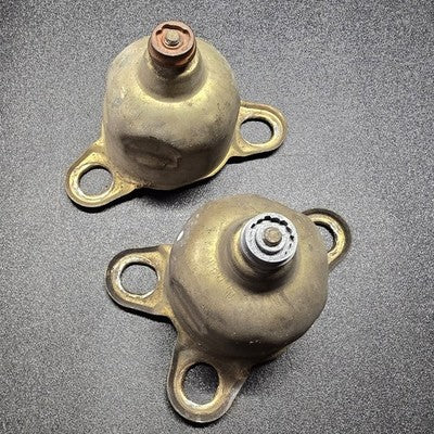 Hub Cap Lock and Key Set For GM Cadillac, Buick, Pontiac Wire Wheel Hubcap