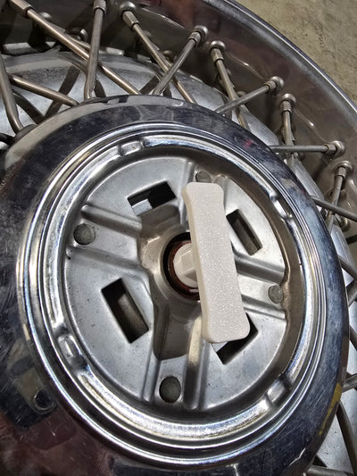 Cadillac GM Hubcap Lock Code 0 Wrench Key Cadillac 15" Wire Spoke Brougham