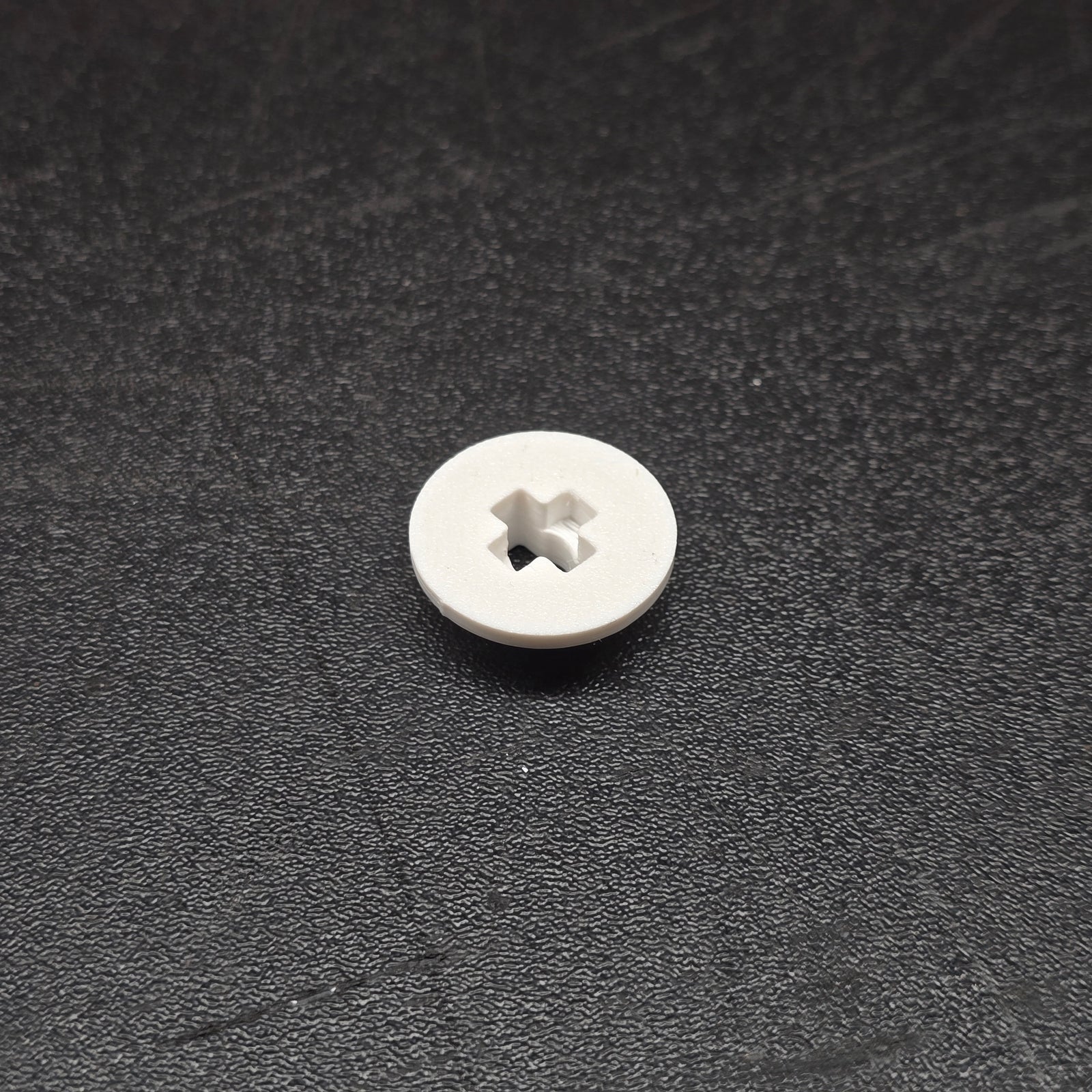 BULK (x50) 90-92 Brougham Rear Quarter Panel Chrome and Cladding Clip Cap 50 Count