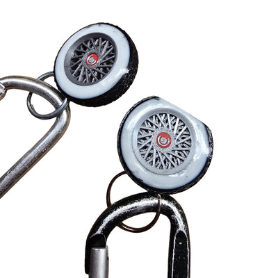 Cadillac Brougham Coupe 2 Door Magnetic Key Hanger Wheel Keychain Set Wall Art Car Outline